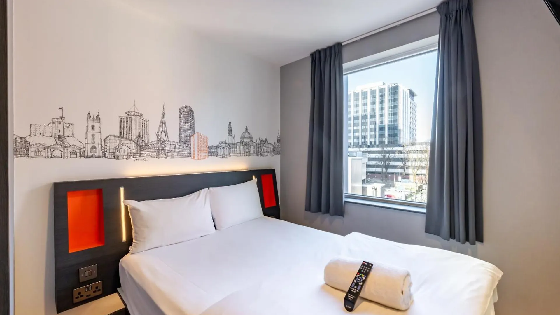 4 Reliable 3-Star Hotels Close to Parc Cefn Onn