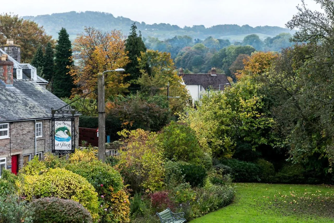 Staying Near Clyro Castle: 5 Couples Hotels Compared