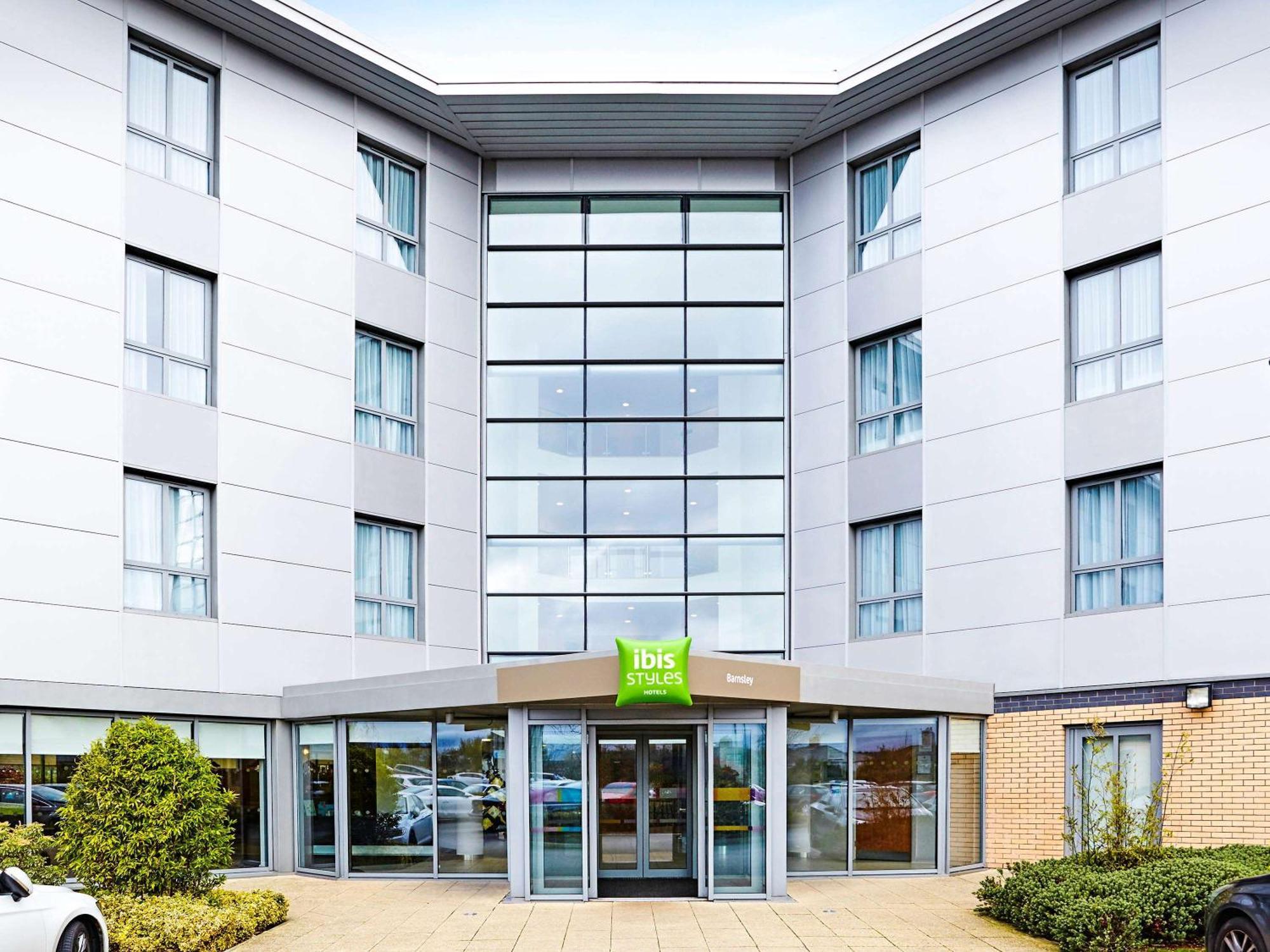 4 Smart Family-Friendly Hotels Near Elsecar Park Worth Booking