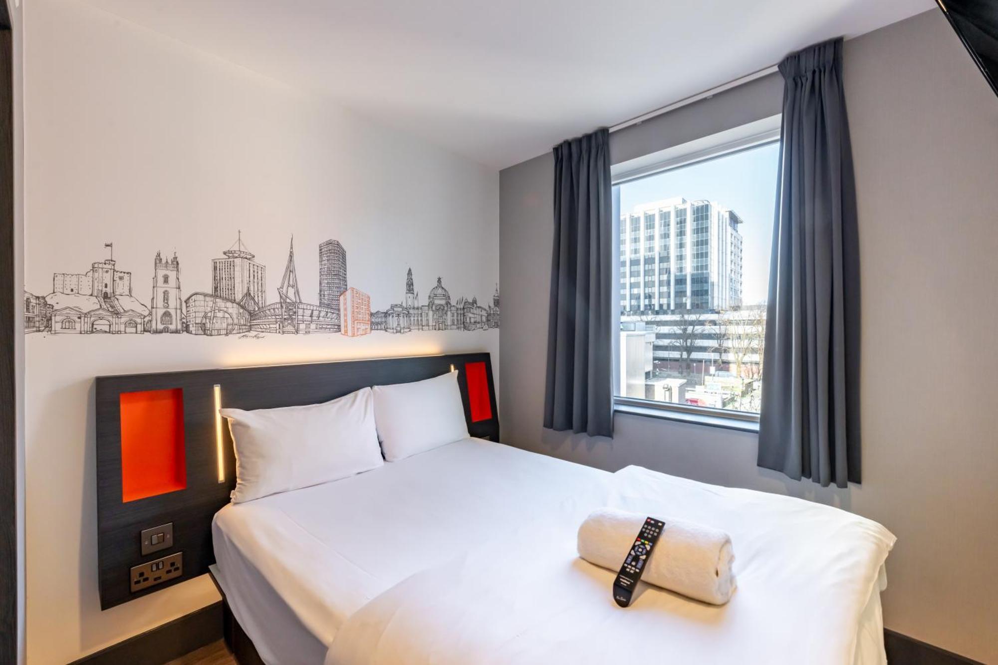 4 Reliable 3-Star Hotels Close to Parc Cefn Onn
