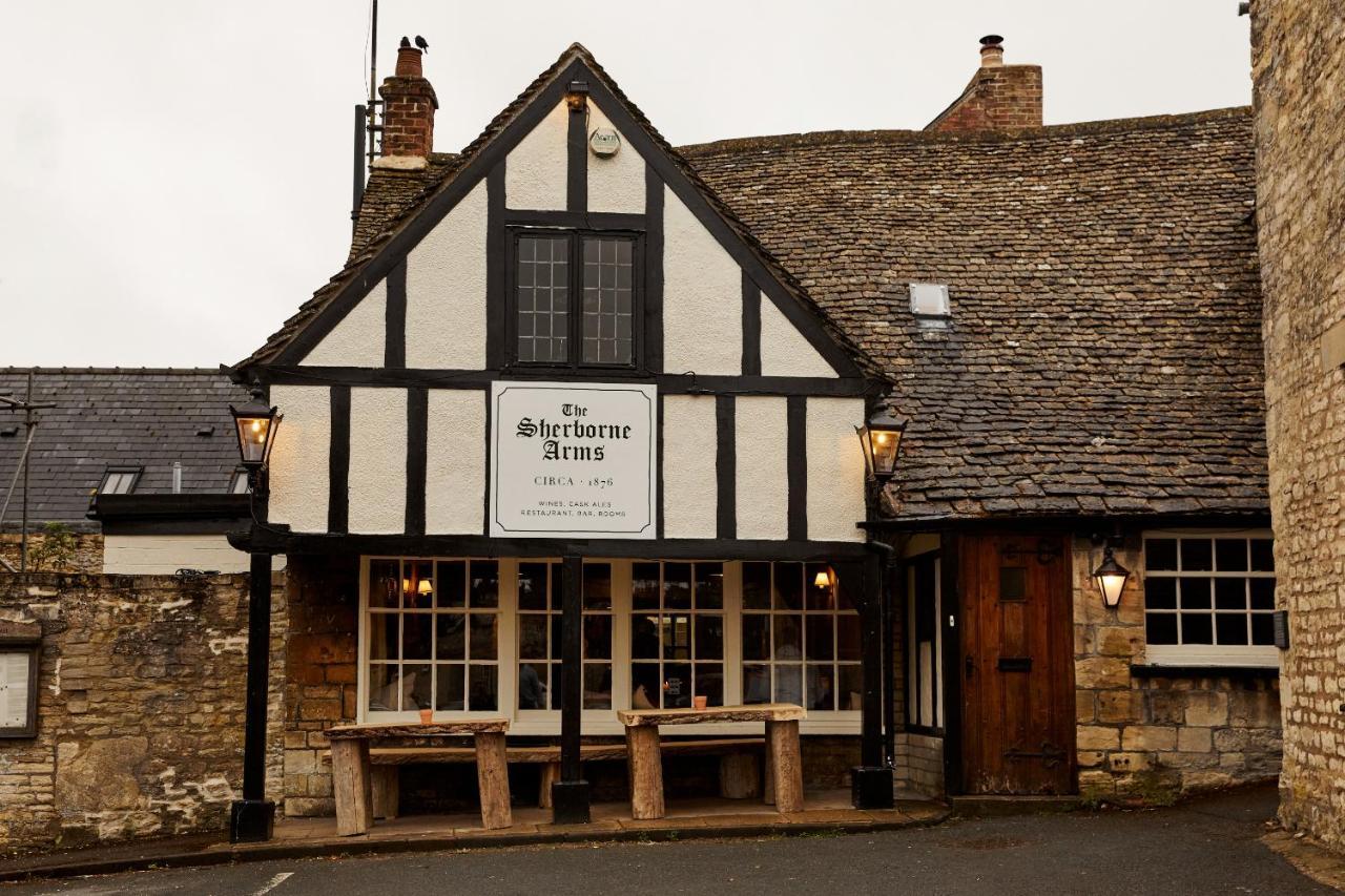 5 Smart Solo Traveller Hotels in the Cotswolds Worth Booking